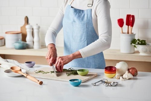 Le Creuset Set of 6 Multi-Color 2 Oz Vancouver Pinch Bowls - Perfect for Cooking & Serving