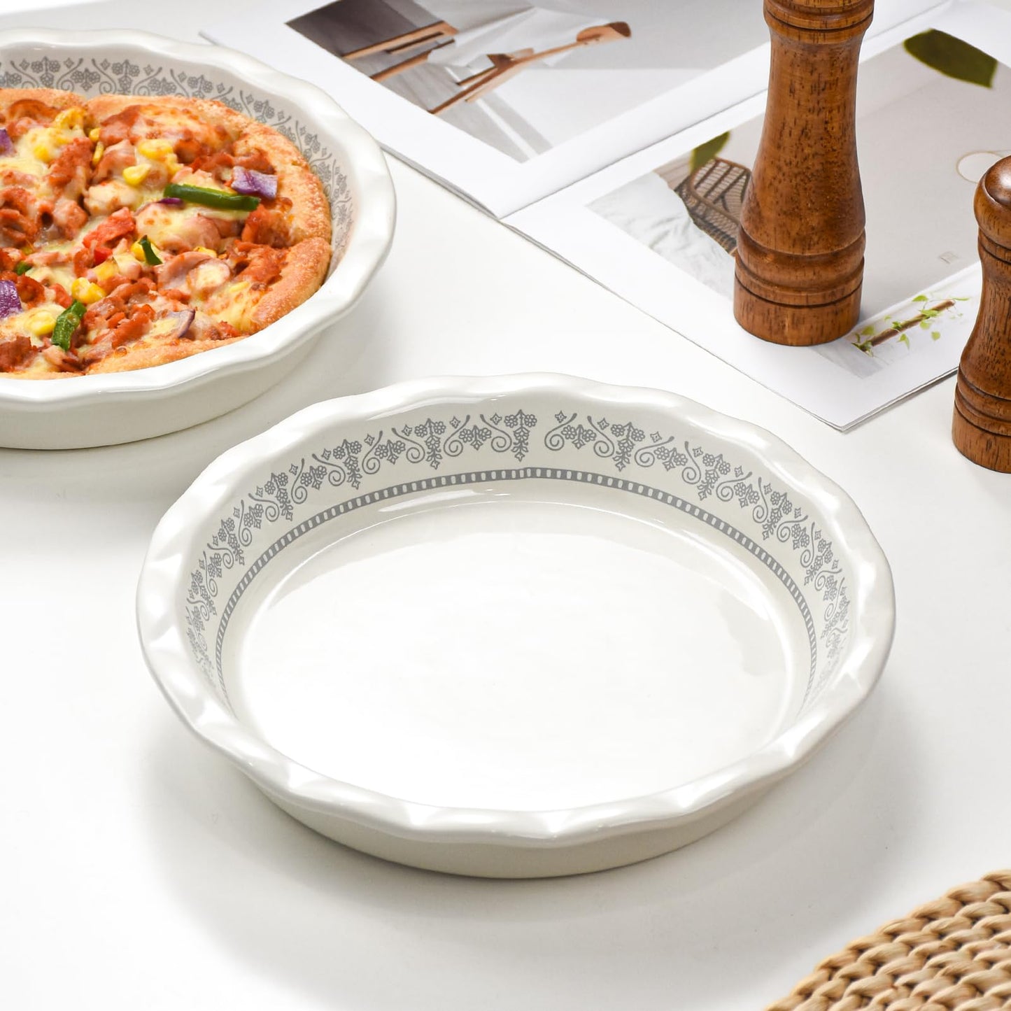 Lunaicorn Ceramic Pie Pans for Baking, 9 Inch Porcelain Pie Pan Pie Dish, Round Pie Plate for Apple Pie, Quiche, Pot Pies, Tart（White）
