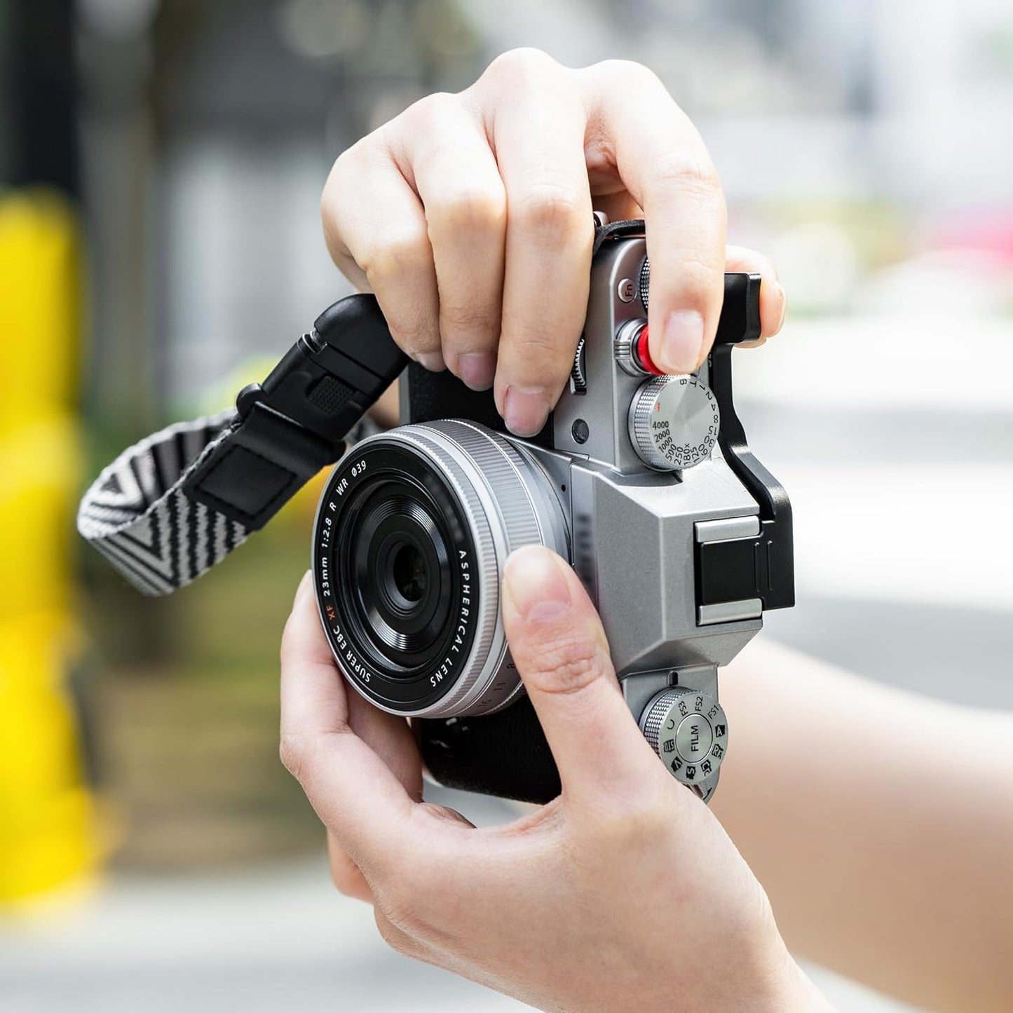 X-T30 X-T30 XT30 XT30 X-T20 X-T10 JJC Metal Thumb Grip & Soft Shutter Button for Fuji Fujifilm III II III Mirrorless