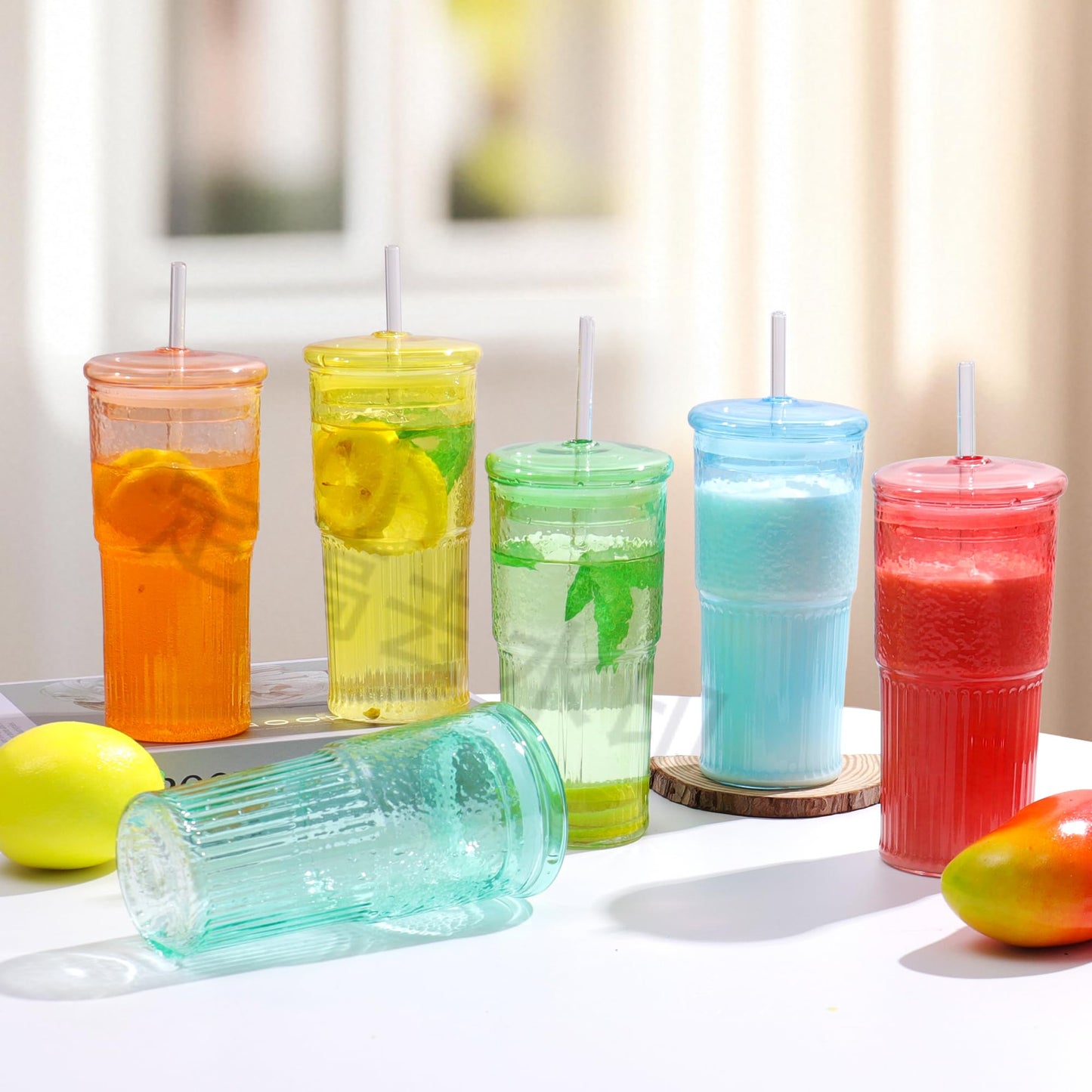 QWEZXO 20 OZ Glass Cup with Lids and Glass Straws, High Borosilicate Iced Coffee Glass Tumblers with Lid and Straw for Drinks, 2pcs Reusable Wide Mouth Smoothie Cup(Green)