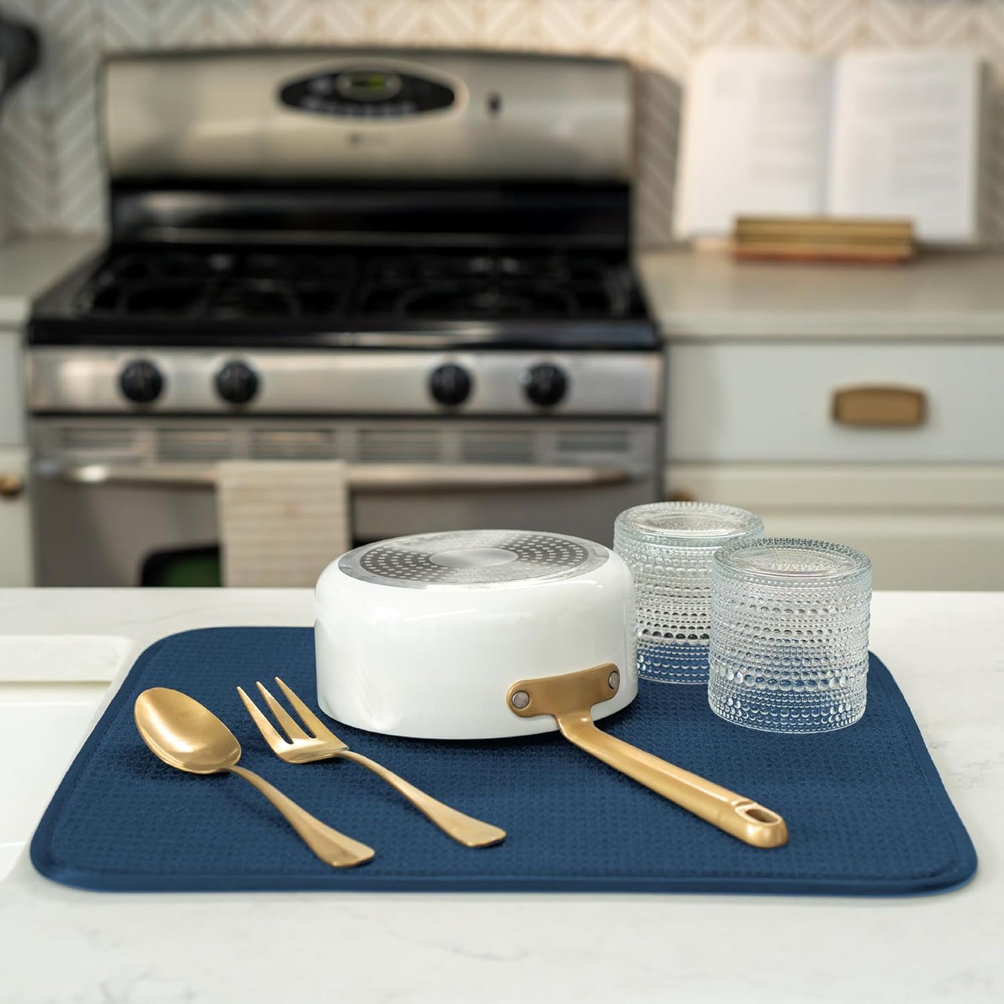 S&T INC. Dish Drying Mat - Absorbent Microfiber Kitchen Counter Pad, 16” x 18”, Navy Color