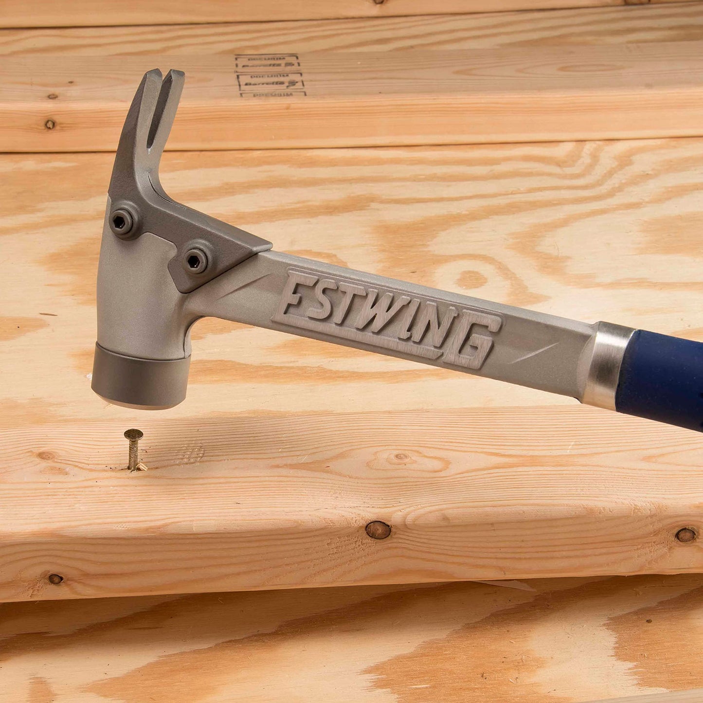 ESTWING AL-PRO Aluminum Framing Hammer - 14 oz Straight Rip Claw with Smooth Face & Shock Reduction Grip - ALBL , Blue