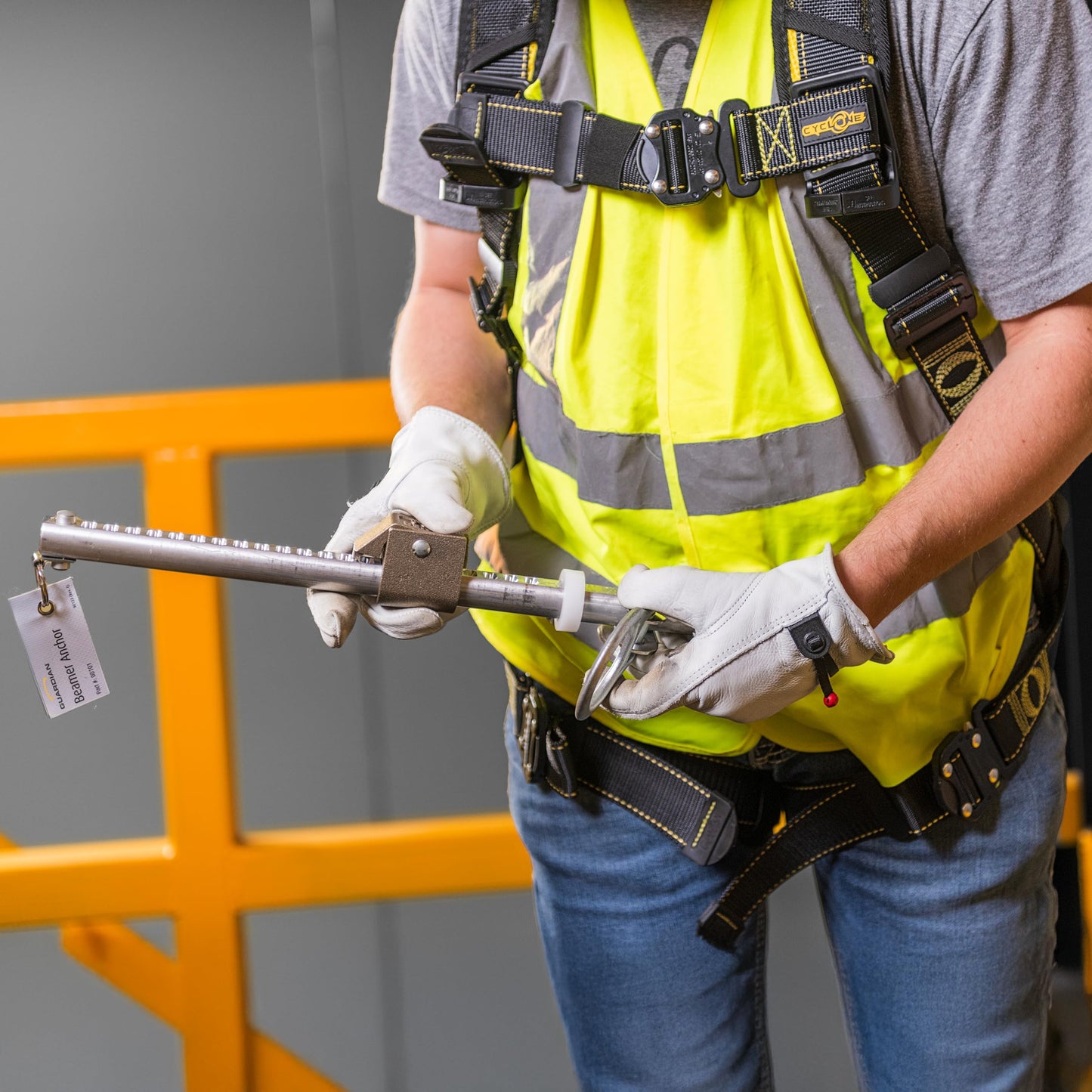 Guardian 00103 Beamer 2000 | Horizontal Beam Anchor | Fits 6 to 16 Inch Beams up to 1.25 Inches Thick | Tool Free Installation | OSHA and ANSI Compliant