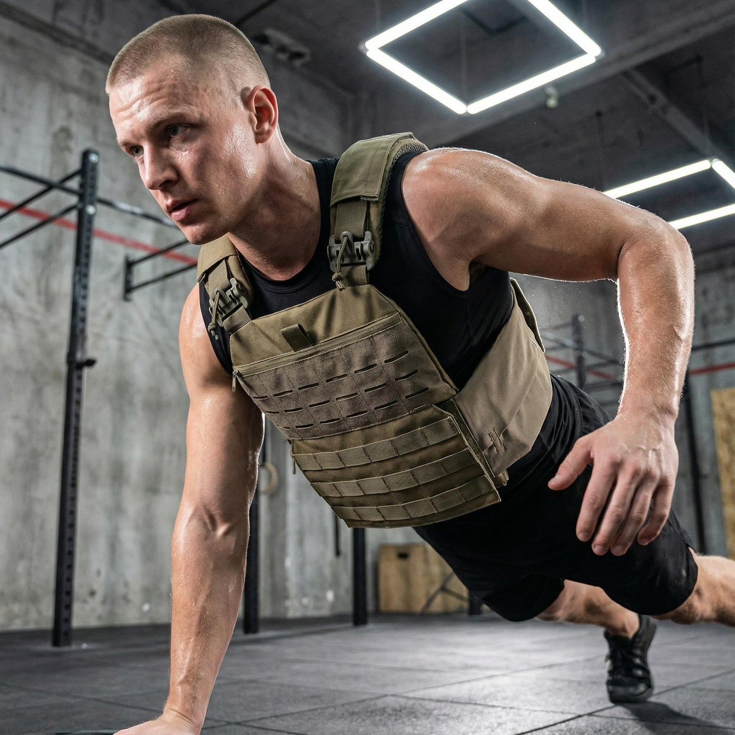 Adjustable Weighted Vest for Men & Women – Fitness Workout Vest with Removable Weights, Breathable Mesh, Secure Adjustable Straps for Running, Walking & Strength Training (OD.Green)