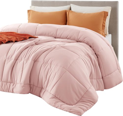 Bedsure Comforter Duvet Insert - All-Season Quilted Down Alternative Bedding, Full Size 86 x 82 Inches, Pink