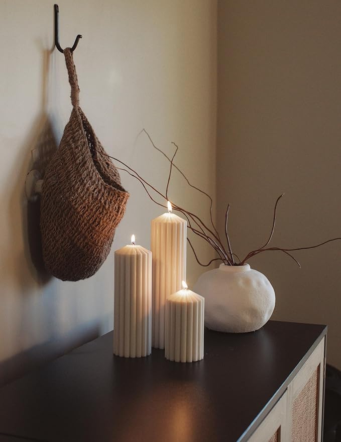 LAWA Ribbed Peak Pillar Candle - Large Beautiful Handmade Pillar Scented Soy Wax Candle Elegant Bubble Aesthetic Candle Housewarming Gift Home Room Shelf Decor Idea White (Medium, White)