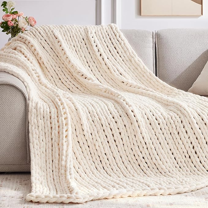 Negwoo Chunky Knit Throw Blanket, 50''*60'' Knitted Throw Chenille Yarn for Bed Couch, Handmade Cream Crochet Big Thick Blanket, Machine Washable Cute Comfy Blanket for Home Decor