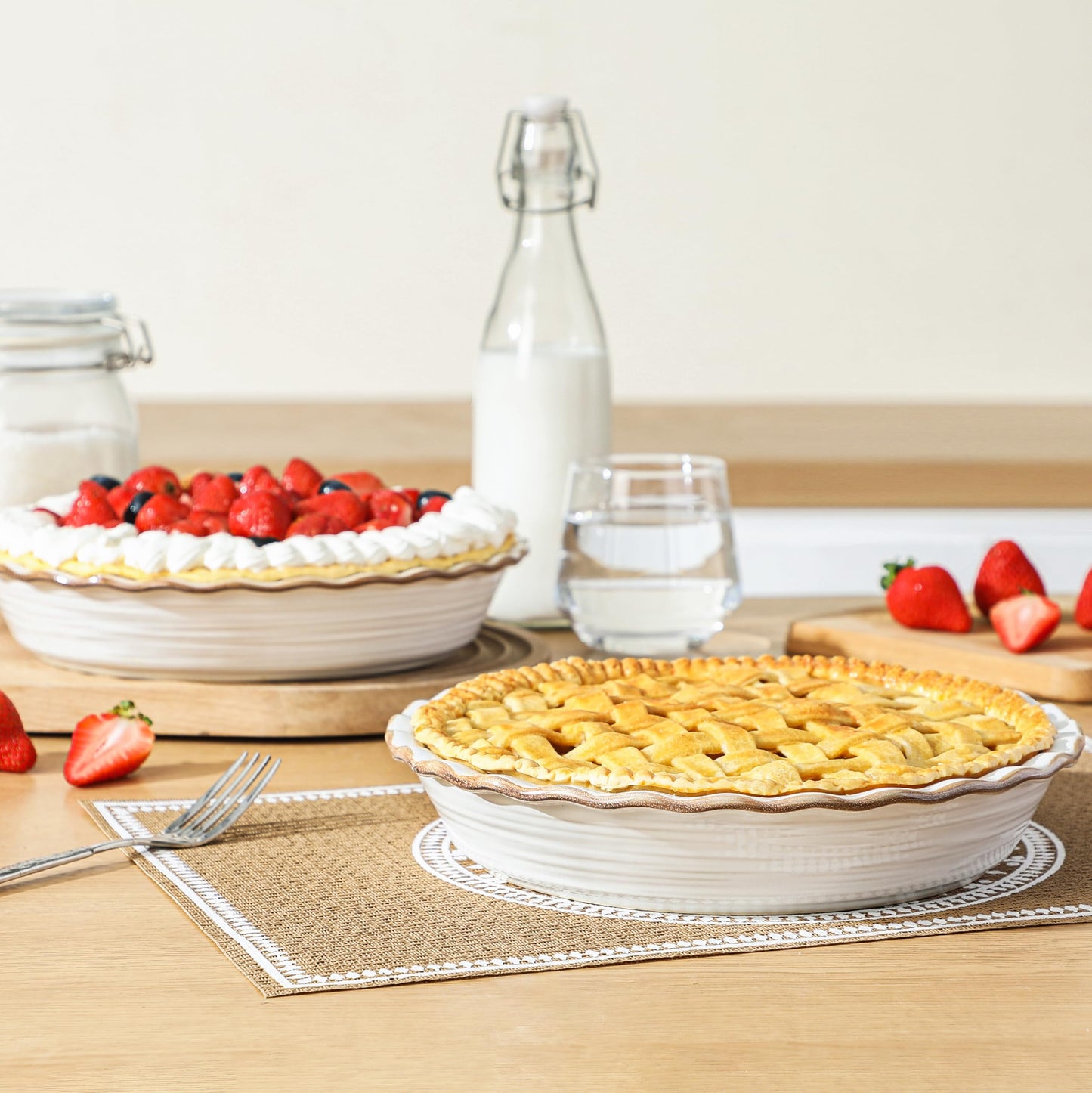 Frewinky Ceramic Pie Pan for Baking, 9 inch Pie Dish with Ruffled Edge, Nonstick Deep Pie Plate, Farmhouse Decor Quiche Tart Baking Dish for Thanksgiving, Microwave & Oven Safe, Set of 1