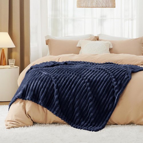 Bedsure GentleSoft Navy Blue Twin Blanket - Cozy, Soft Throw for Women & Girls | 66x90 Inches
