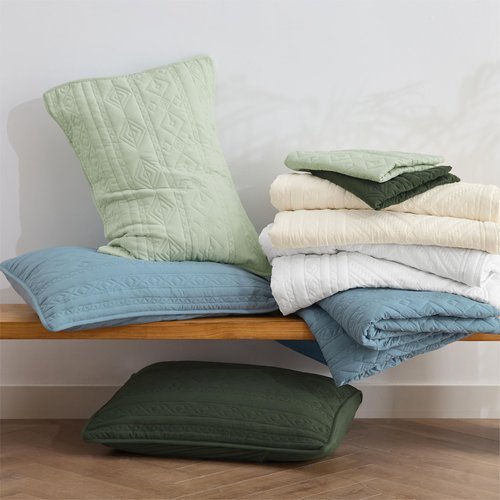 Bedsure Boho Quilt Queen Size - Lightweight Bedspread Queen Size with Geometric Stitched Pattern, Olive Green Farmhouse Soft Bedding Set Coverlet with 2 Pillow Shams for All Seasons, 90x96 inches