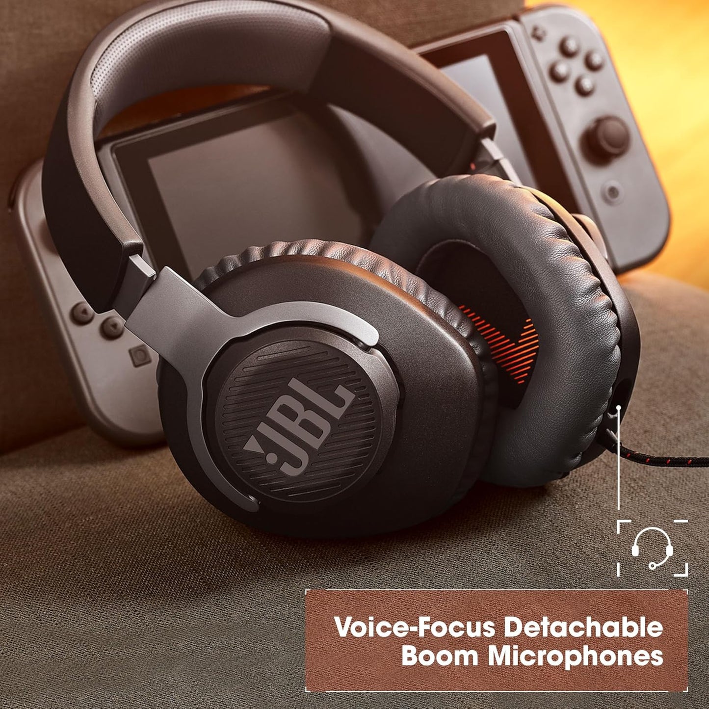 100 JBL Quantum - Wired Over-Ear Gaming Headphones - Black, Large