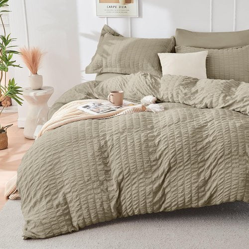 HYMOKEGE Queen Comforter Set - Luxury 7-Piece All-Season Bedding in Seersucker Style
