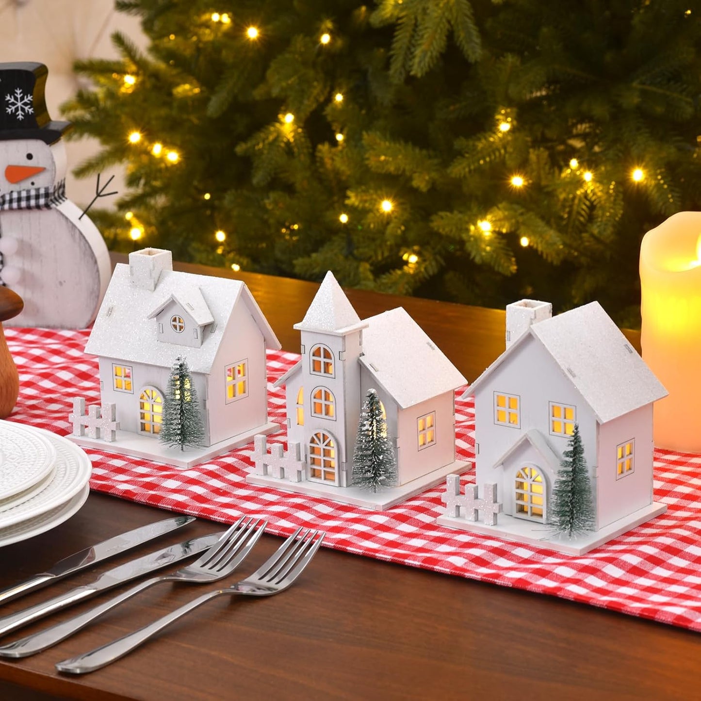 Skiennix Christmas Village Set - 3 White Xmas Houses with Remote-Control LED Candles | Indoor Table Decor