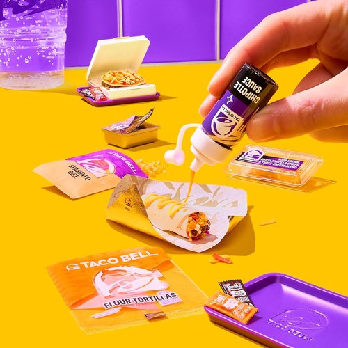 MGA's Miniverse Taco Bell Mini Collectibles - DIY Resin Replica Food, Blind Pack, Ages 8+
