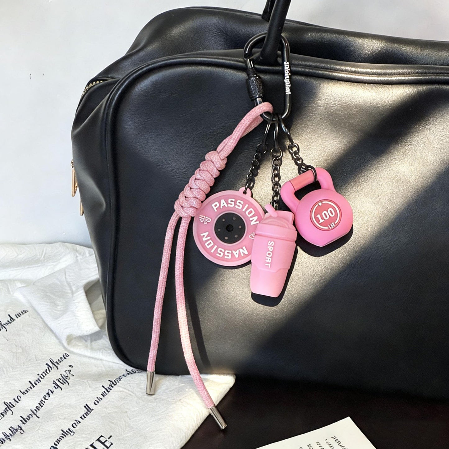 XVWXVW Dumbbell & Weights Keychain, Bags Charms Gift for fitness Women and Men, Cute Mini Car Key Chains Accessories for Gym，Keychain Wristlet Fitness Gift (Pink)