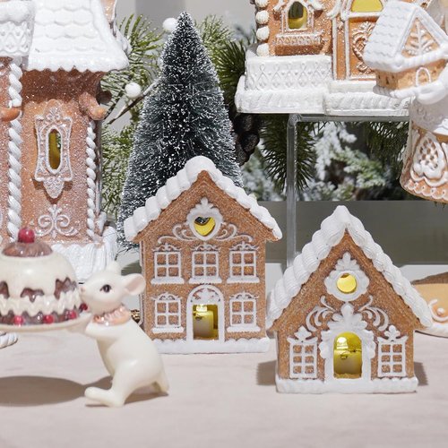 Braxio Gingerbread House Kit - 2PCS Miniature LED Light Decor for Indoor Home | 3 Inch Resin Houses