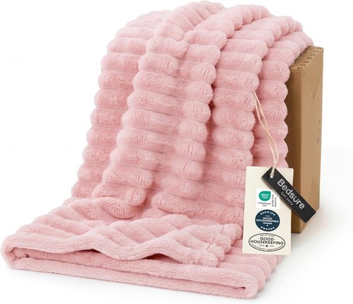 Bedsure GentleSoft Fleece Blanket - Super Soft Coral Pink Cozy Throw, 50x70 Inches