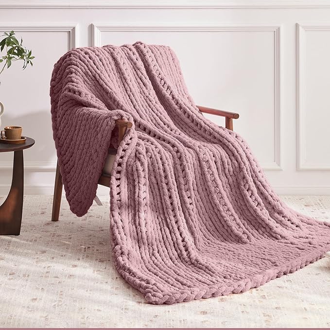 Negwoo Chunky Knit Throw Blanket, 60''*80'' Knitted Throw Chenille Yarn for Bed Couch, Handmade Muted Pink Crochet Big Thick Blanket, Machine Washable Cute Comfy Blanket for Home Decor