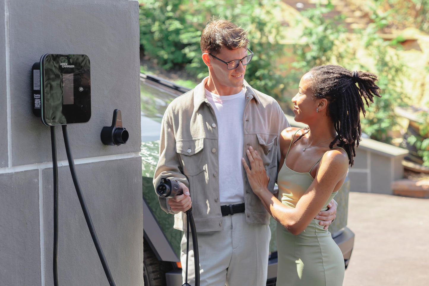 MACH 2:Fast Level 2 EV Charger 48 amp Garage-pro wall-Mount. Electric Vehicle Charging Station 4 Nema 14-50 Outlet. J1772 car Connector. Key Accessories: 30ft Cable & Tesla NACS evse Portable Adapter