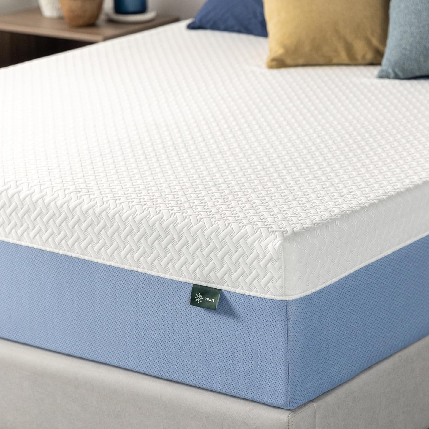 Zinus 10 Inch King Memory Foam Mattress - Cooling Comfort, Fiberglass-Free, Medium Feel, Safe Materials