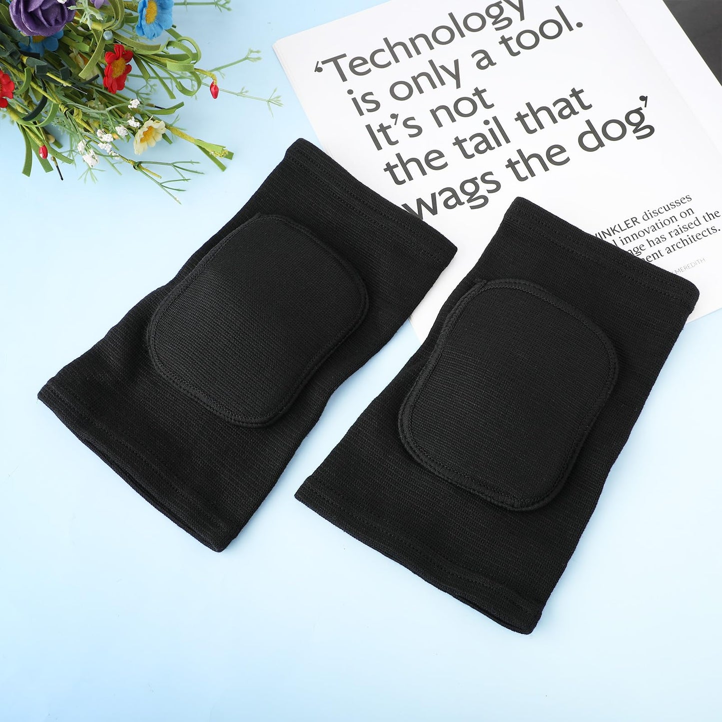 COMNICO Elbow Brace Sponge Fitness Elbow Support Compression Sleeve Breathable Anti-Collision Protective Arm Pads Strap Band for Workouts Tendonitis Arthritis Tennis Volleyball Basketball Golfers(M)