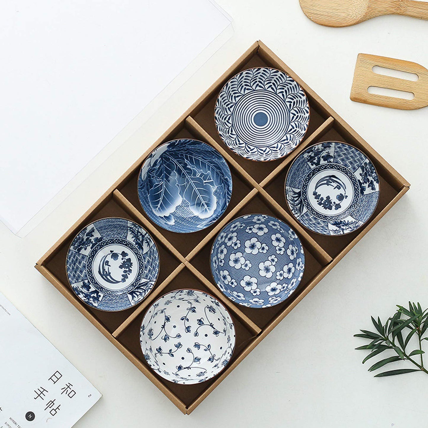 Gegong 6 Pack Ceramic Bowls, Japanese Style , 10 Ounces Thickening Blue and white porcelain Rice /Cereal Bowls for Kitchen, Suitable for microwave, ovens, dishwashers (mixing)