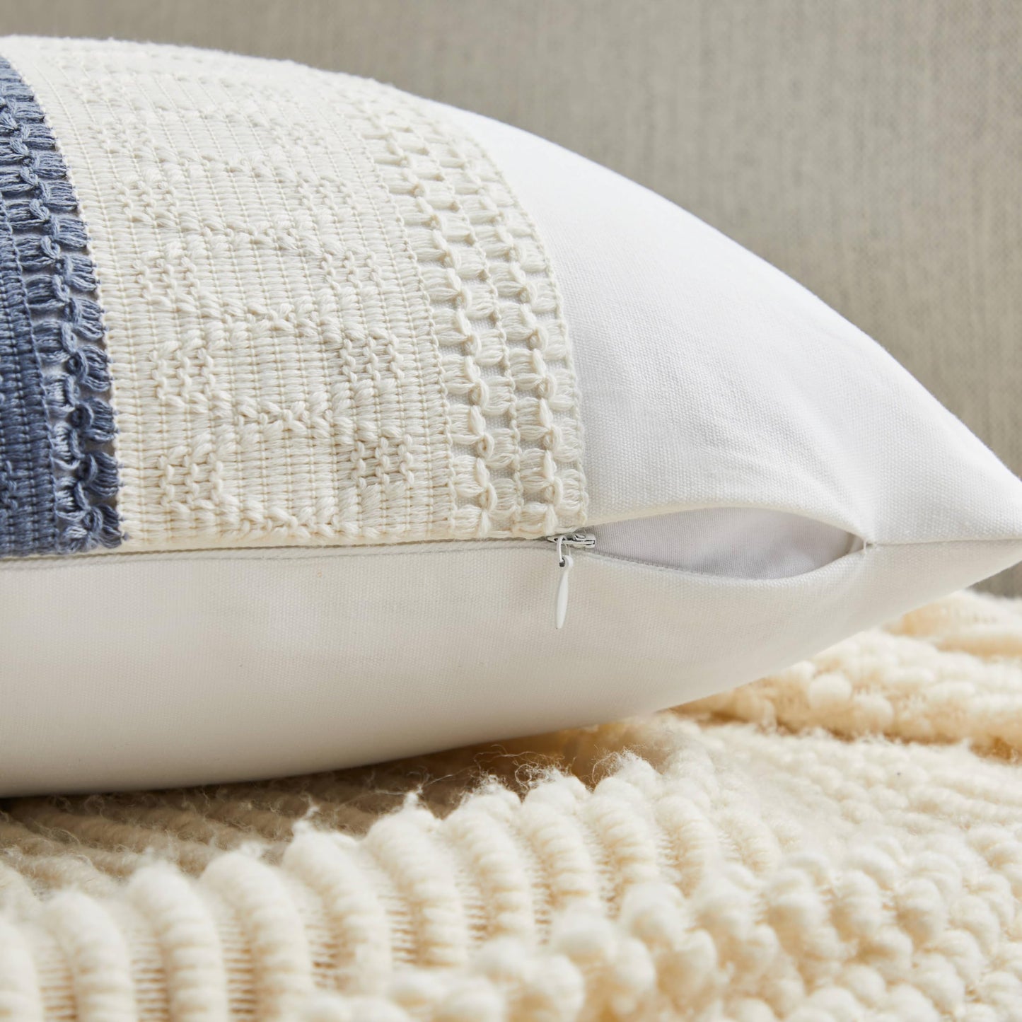 YZJZEDS Soft Cotton Boho Throw Pillow Covers Set of 2, Natural White/Contrast Blue 18x18 Inch, Blue Farmhouse Decorative Cushion Covers for Sofa Bed Living Room Home Decor