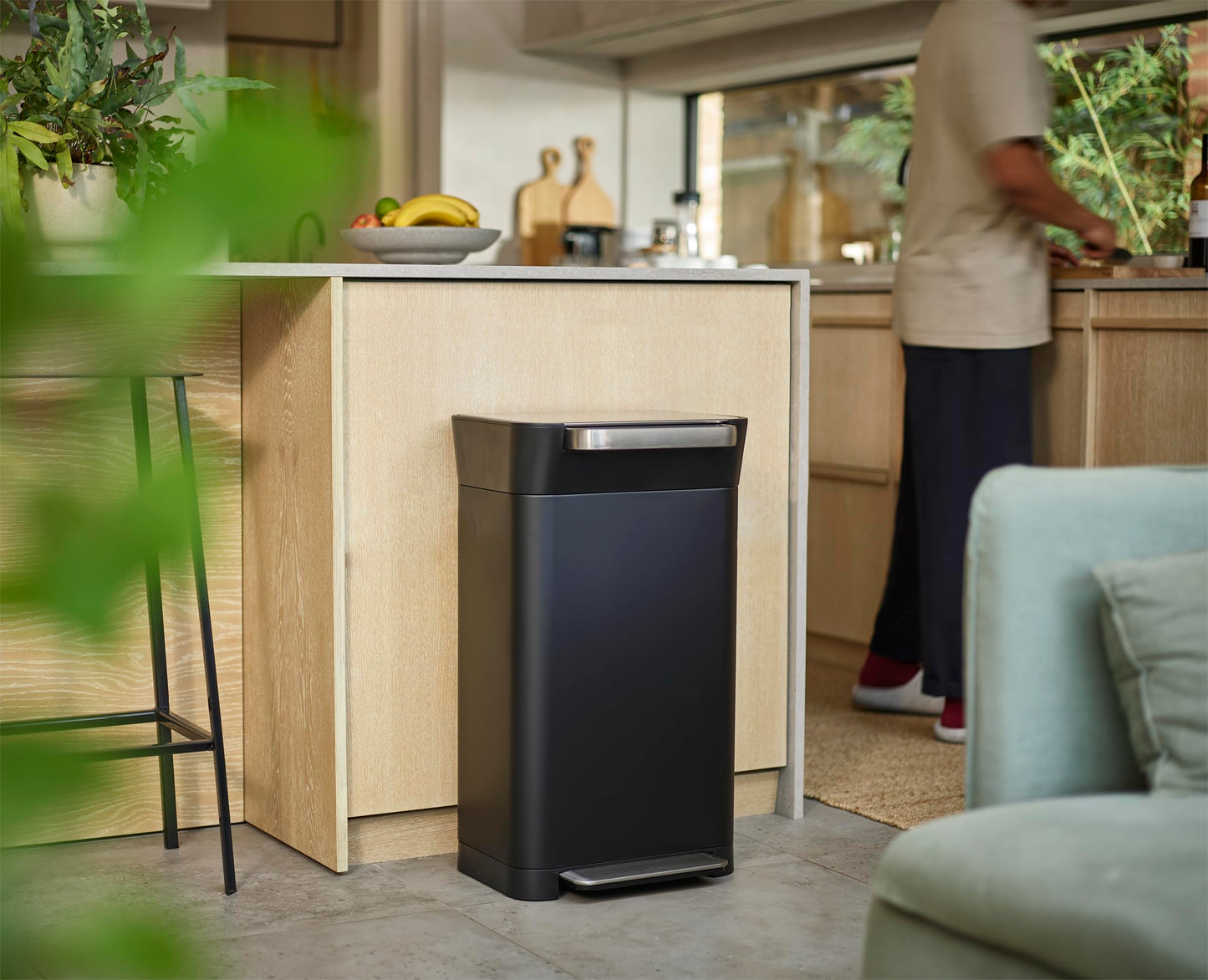 Joseph Joseph Intelligent Waste Titan Trash Can Compactor with Odor Filter, Compacts up to 3x trash, 30L/7.9 Gallons, Black