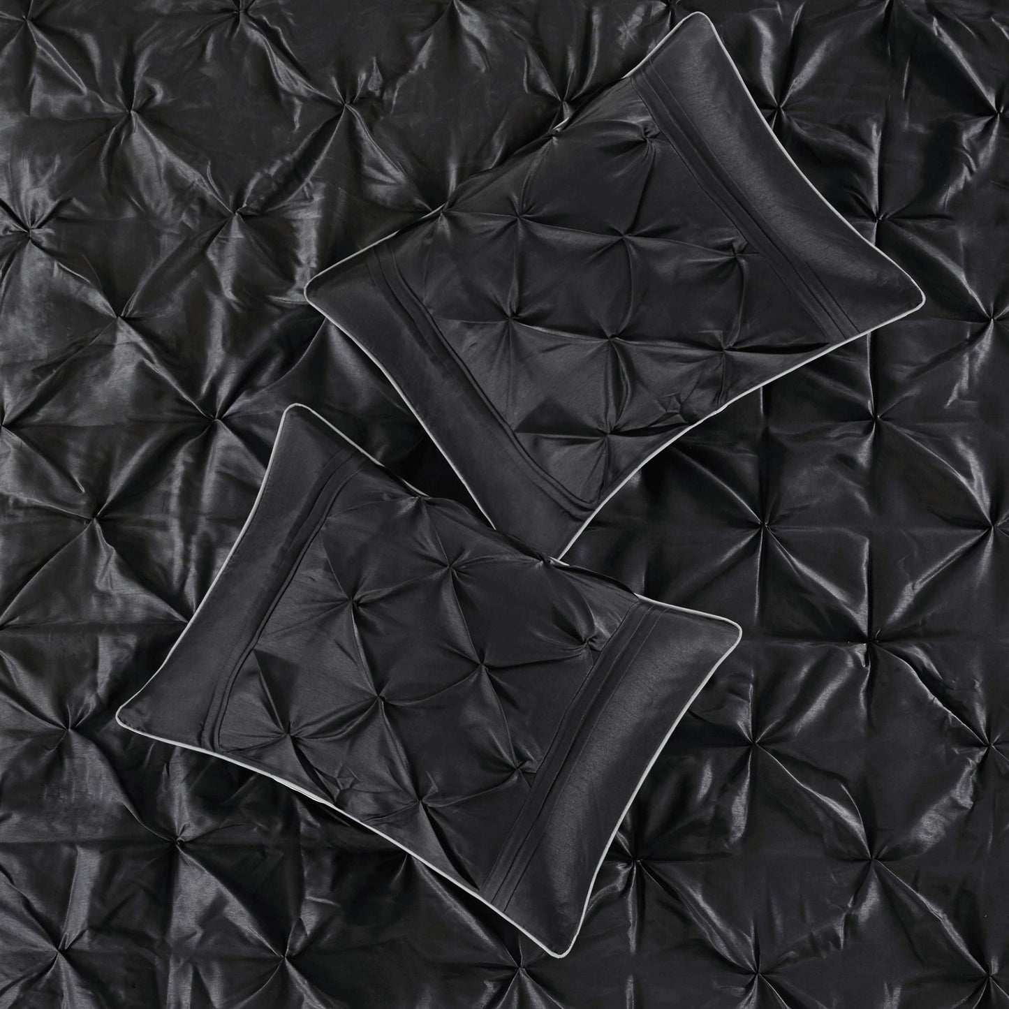 Madison Park Laurel Queen Size Bed Comforter Set Bed In A Bag - Black , Wrinkle Tufted Pleated – 7 Pieces Bedding Sets – Faux Silk Bedroom Comforters