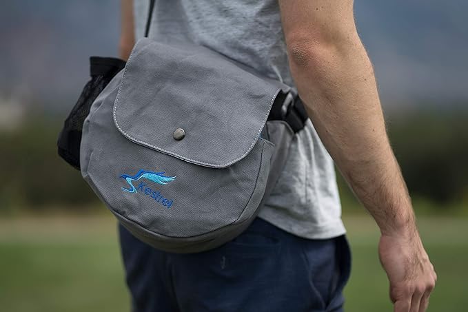 Kestrel Black Disc Golf Bag - Fits 6-10 Golf Discs + Bottle - For Beginner & Advanced Golfers - Extremely Durable Canvas - Frisbee Golf Bag - Small Sling/Shoulder Disc Golf Bag For Men & Women