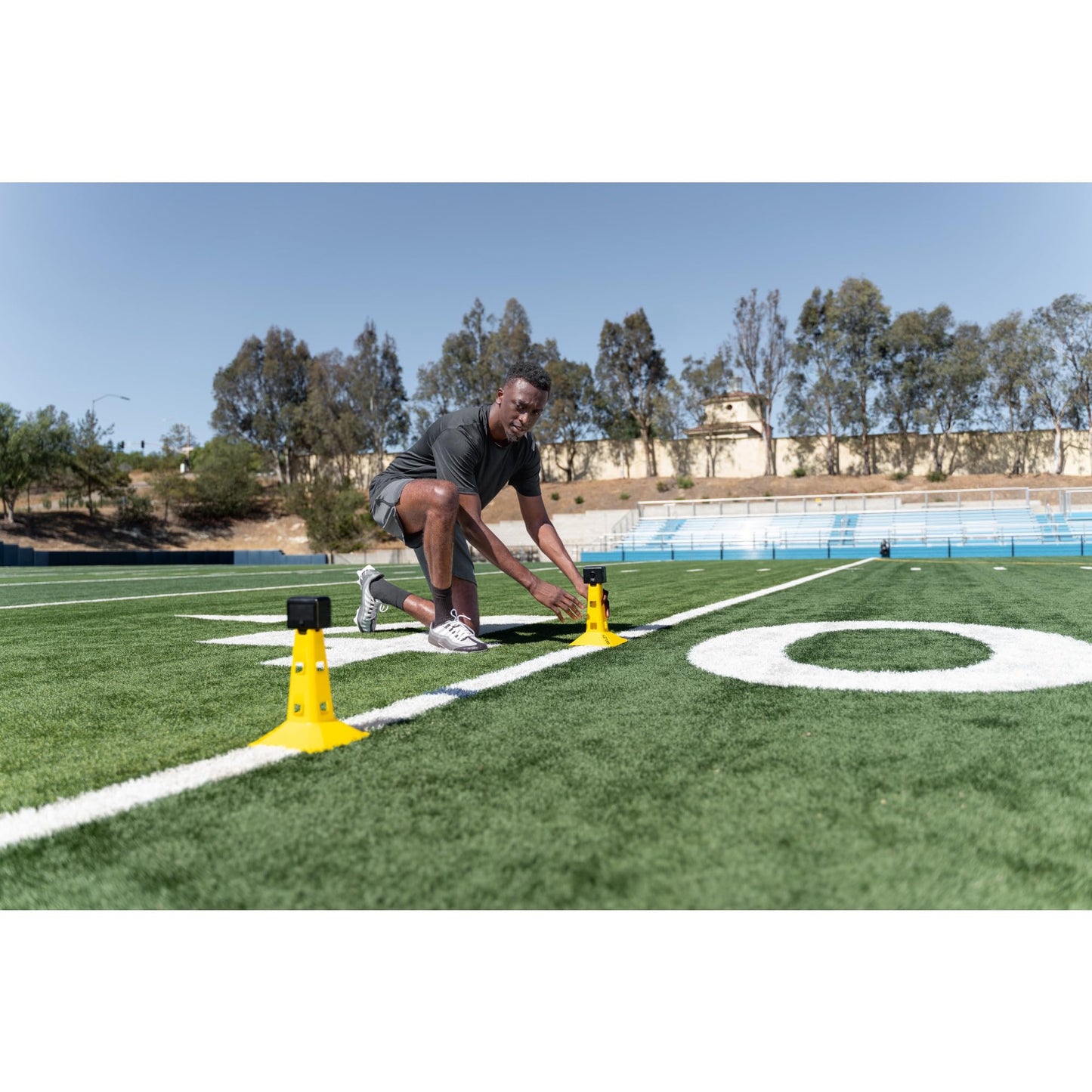SKLZ Speed Gates Electronic Sprint Timer System, Measures Up to 20 Yards, Records 50 Times, Sensor-Based Start and Finish Gates for 20-Yard Dash and Speed Training, Indoor and Outdoor Use