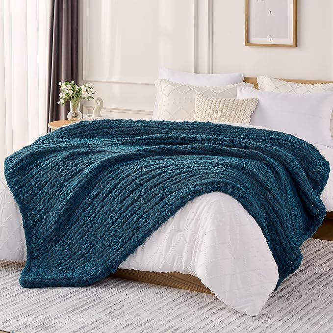 L'AGRATY Chunky Knit Blanket Throw: 50''x60'' Chenille Chunky Knitted Throw Blanket for Bed Couch - Handmade Thick Big Cable Knit Blanket - Large Crochet Rope Blankets for Home Decor(Blue)