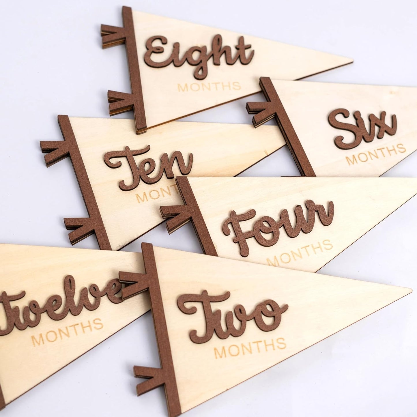 KIETKIE Baby Monthly Milestone Pennant Signs - Wooden Monthly Age Marker from One to Twelve Months, Newborn