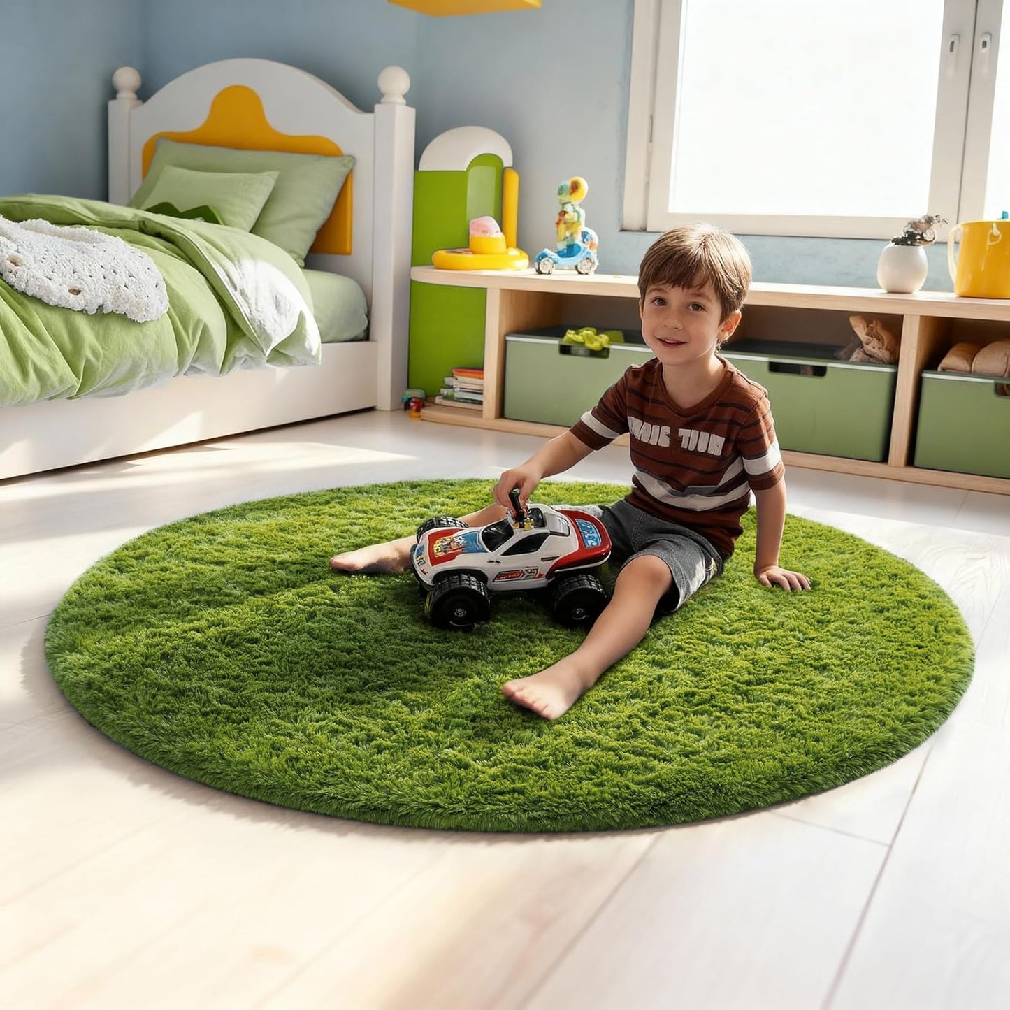 Ophanie Green Round Rug - 4Ft Plush Circle Area Rug for Kids' Room | Soft Shaggy Bedroom Decor