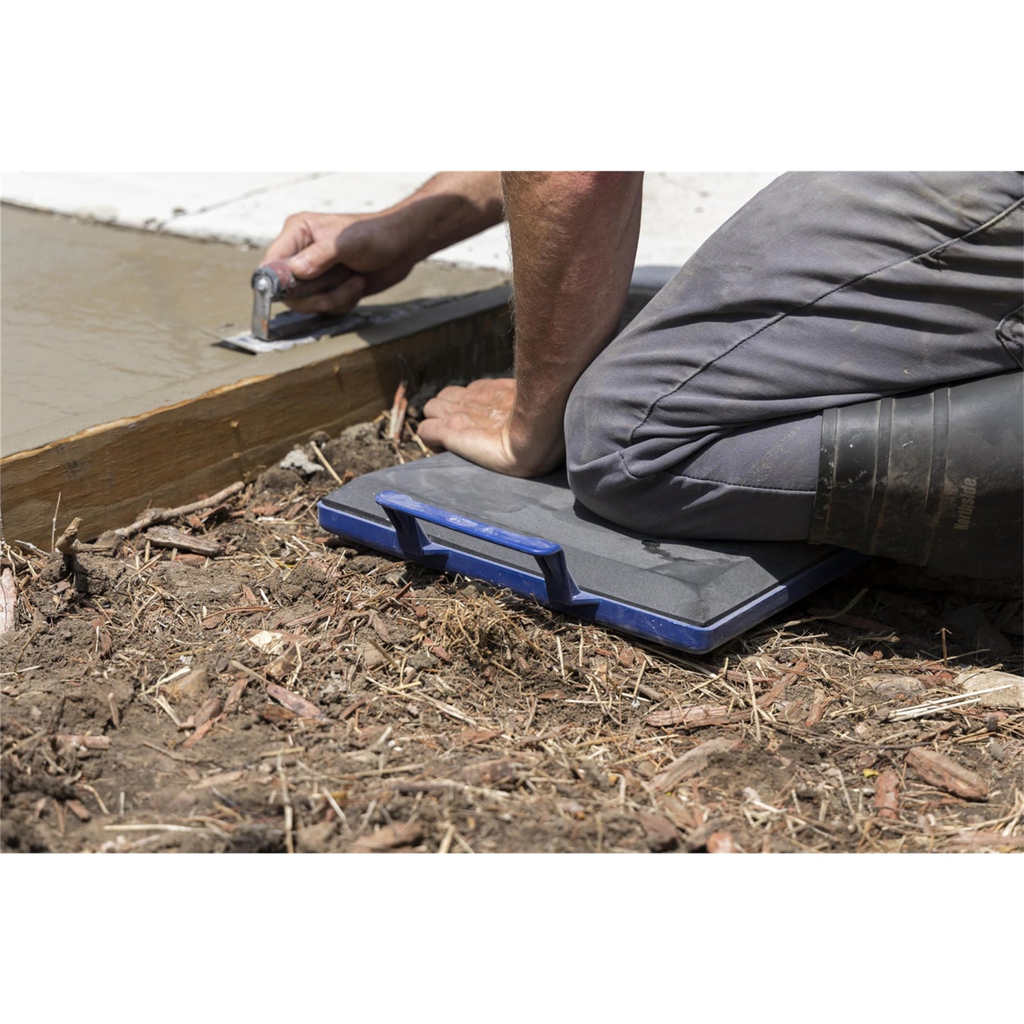 Marshalltown Foam Concrete Kneeler Board with Extra Large Handles, Hard Bottom Foam Kneeling Pad for Concrete Work, 19 x 13 Inch Padded Knee Board for Concrete Finishers, KB451