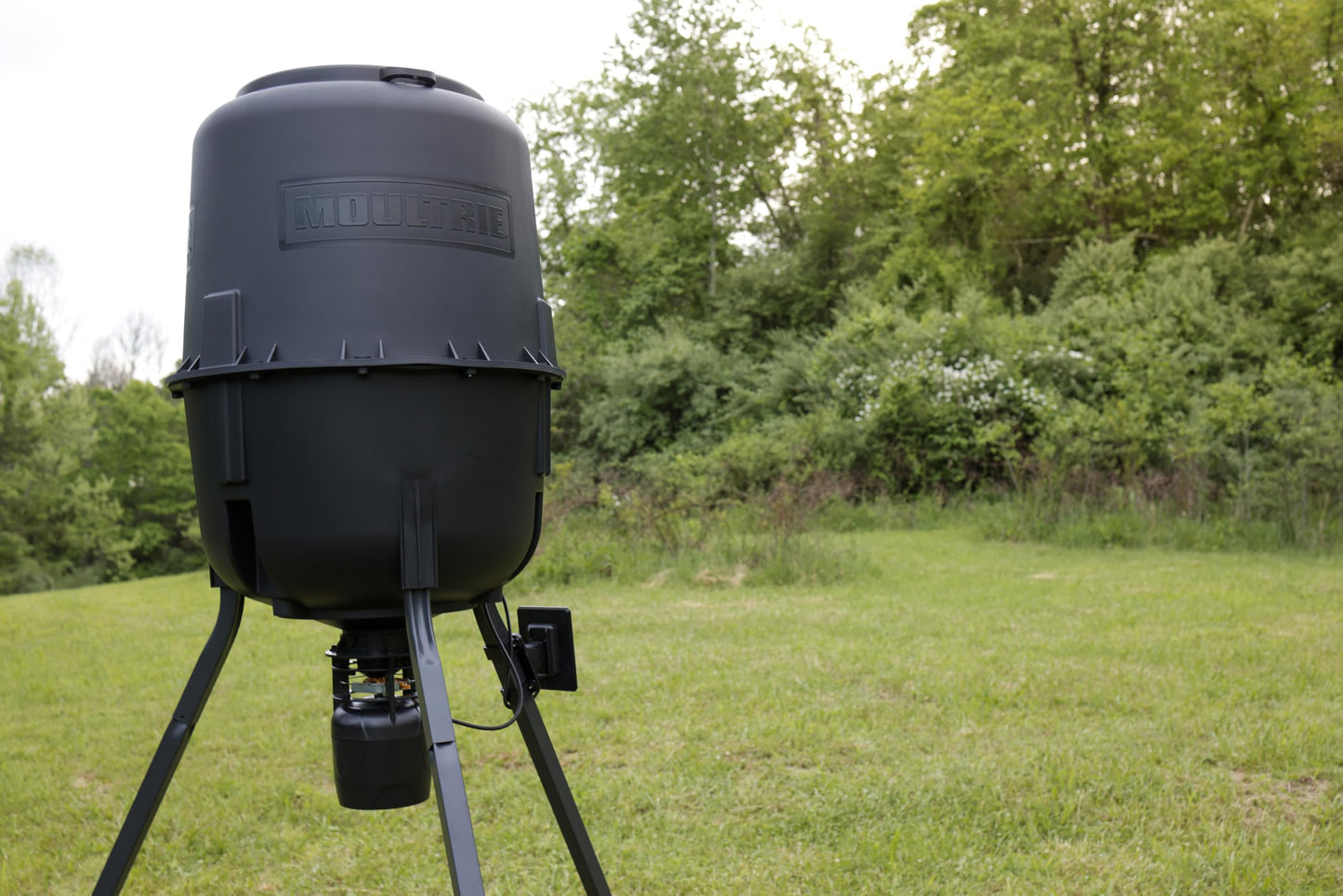 Moultrie Deer Feeder Connected - 250 lb Cellular Tripod Feeder - 6V Spincast, Feed Level Detector - Nationwide 4G LTE Auto-Connect - Cellular Monitoring and Programming