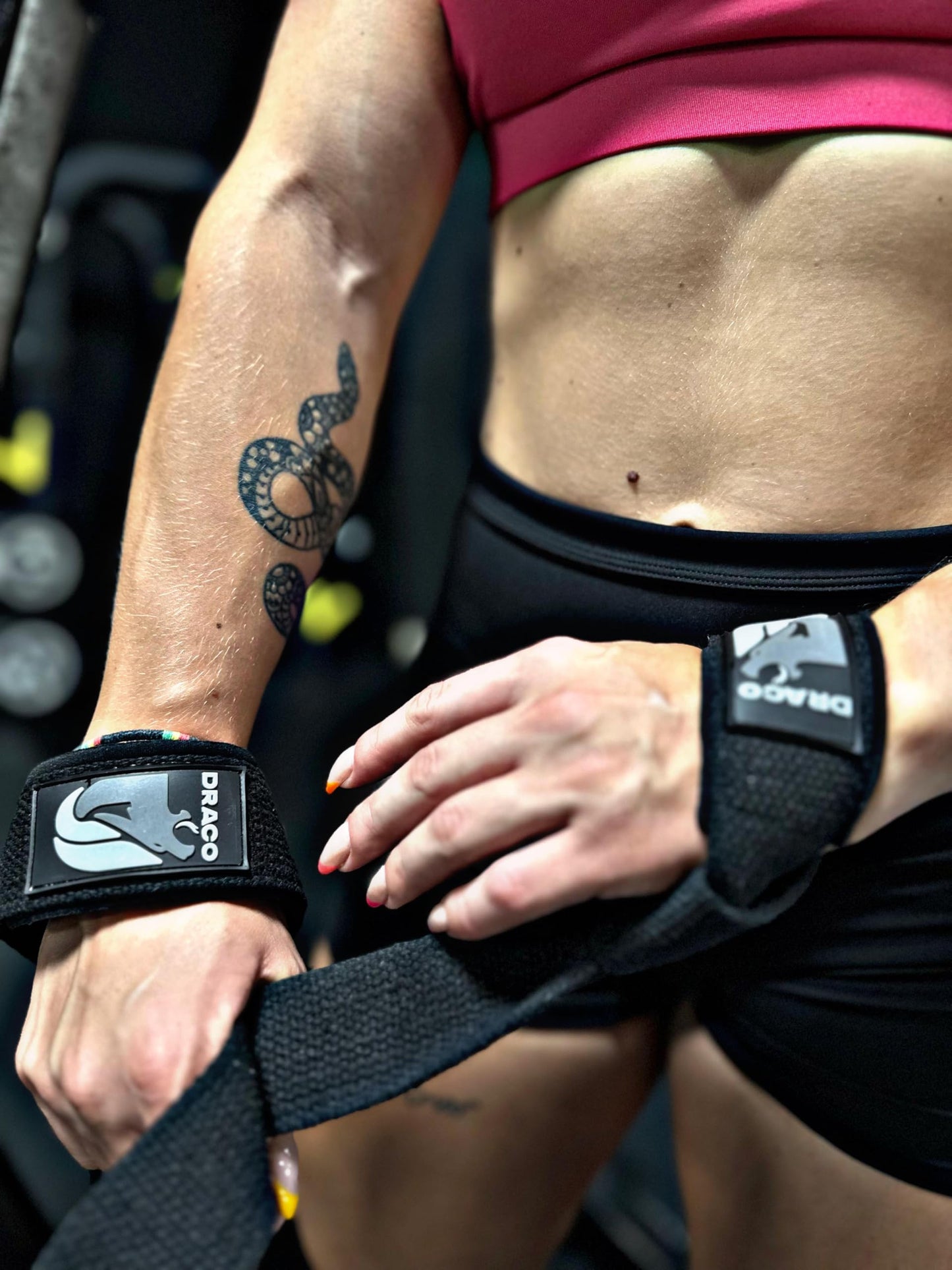 DRACO FITNESS Lifting Wrist Straps - Padded Neoprene for Weightlifting, Bodybuilding, Powerlifting, Strength Training, Deadlift - 23.5" L x 1.5" W Cotton with Heavy Duty Stitching