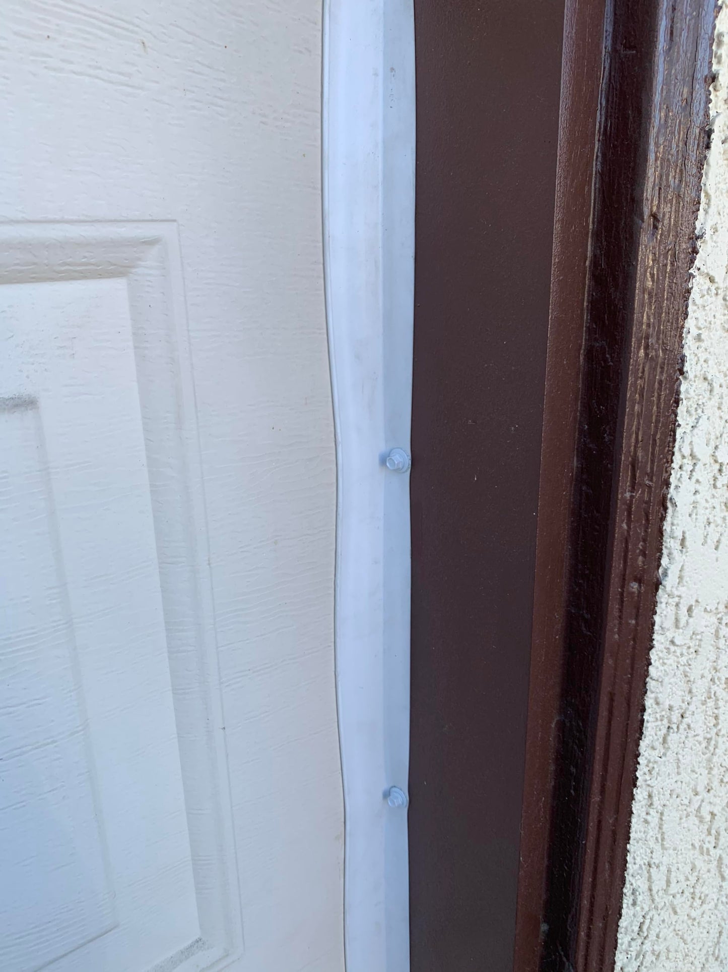 Rocky Mountain Goods Garage Door Top and Sides Seal – 30 ft Weatherproof Vinyl Weather Stripping – Keeps Dust, Moisture, and Wind Out – Easy to Install with Included Nails – Durable for All Seasons