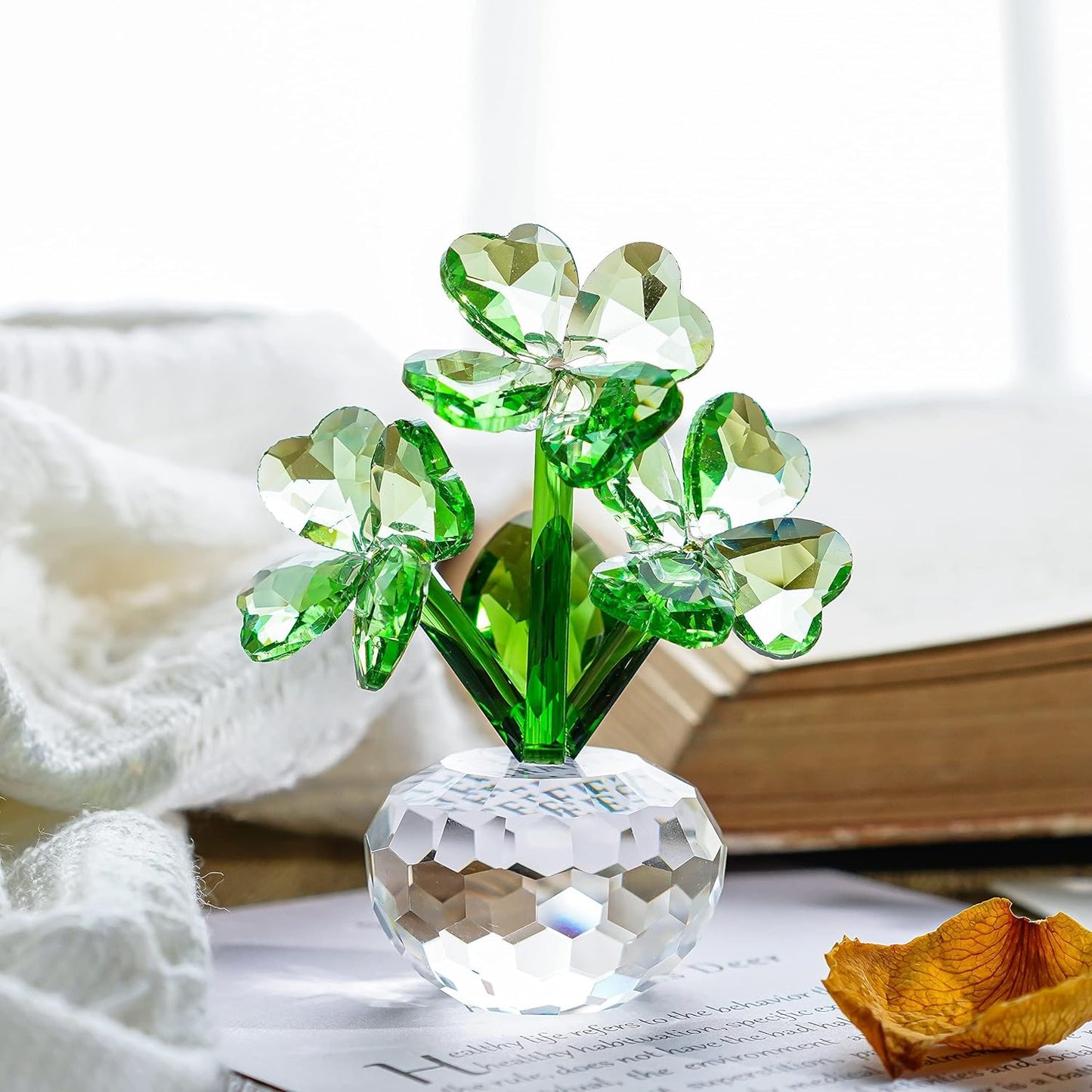 QFkris Crystal Flower Dreams Four-Leaf Clover Figurine - Perfect St. Patrick's Day Gift | 3.7" Crystal Ornament for Mother's Day & Valentine's Day