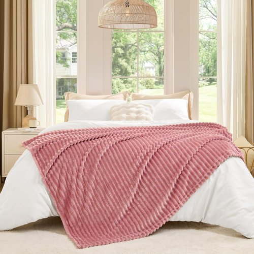 BEDELITE Fleece Throw Blanket - Soft & Warm 3D Ribbed Jacquard Design | Cozy Pink Plush 50x60 Inches