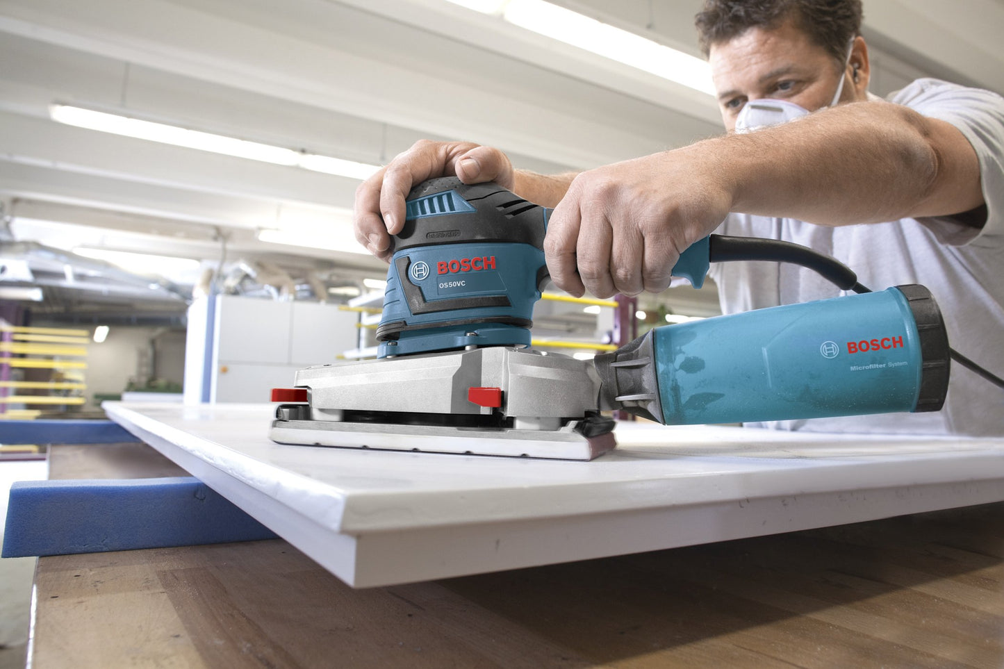 BOSCH OS50VC Electric Orbital Sander - 3.4 Amp 1/2 Inch Finishing Belt Sander Kit with Vibration Control for 4.5 Inch x 9 Inch Sheets, Blue