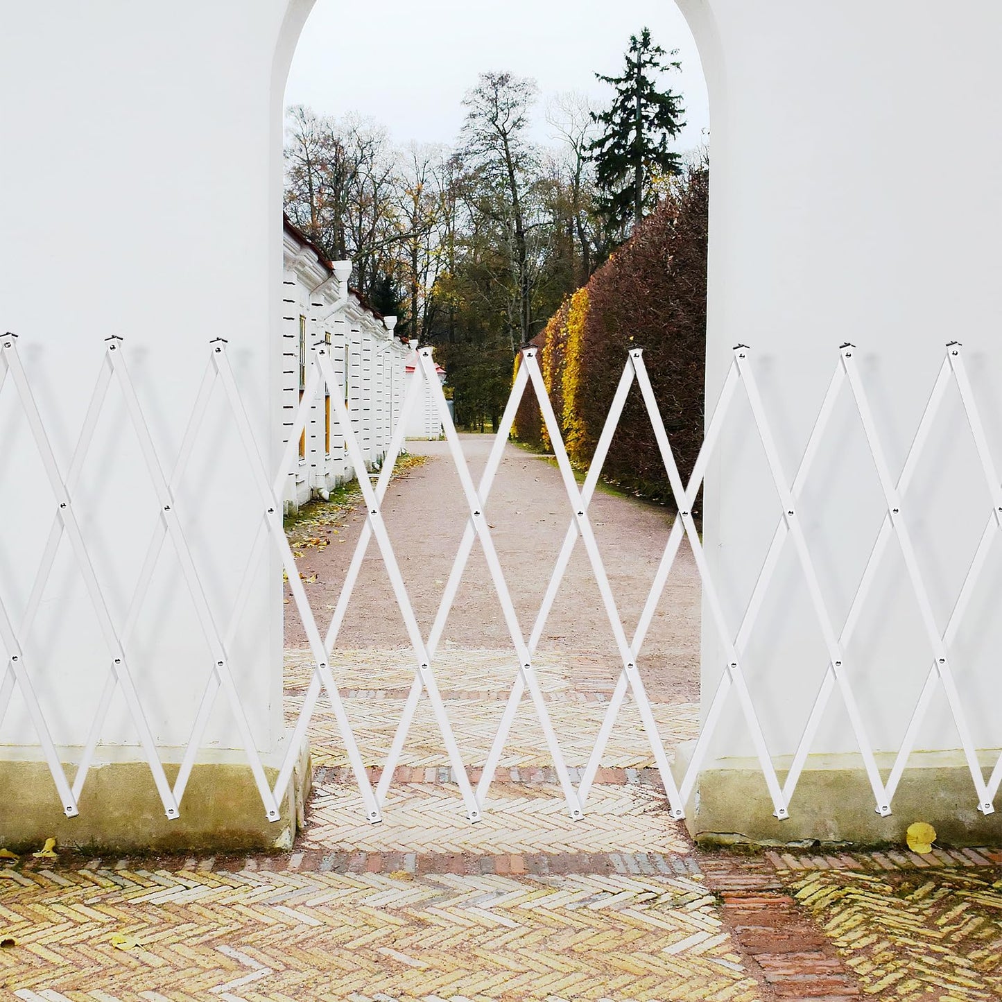AkiiGer Metal Expandable Barrier Fence for Dogs, Portable Barricade Gate with Casters, Foldable Pet Gate Indoor Outdoor for Rooms, Stairs, Driveway, Garage, Yard, Doorways, 11 Feet, White