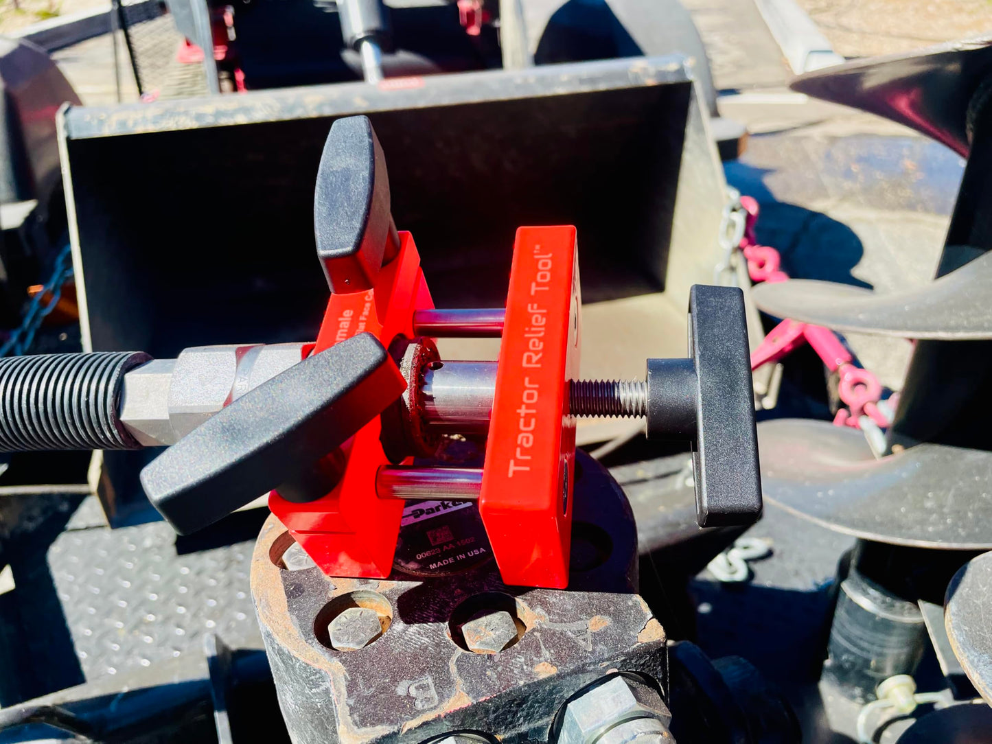 3/8" ISO 16028 Flat Face Skid Steer Female Hydraulic Quick Coupler Pressure Decompression Relief Release Tool by Tractor Relief Tool™