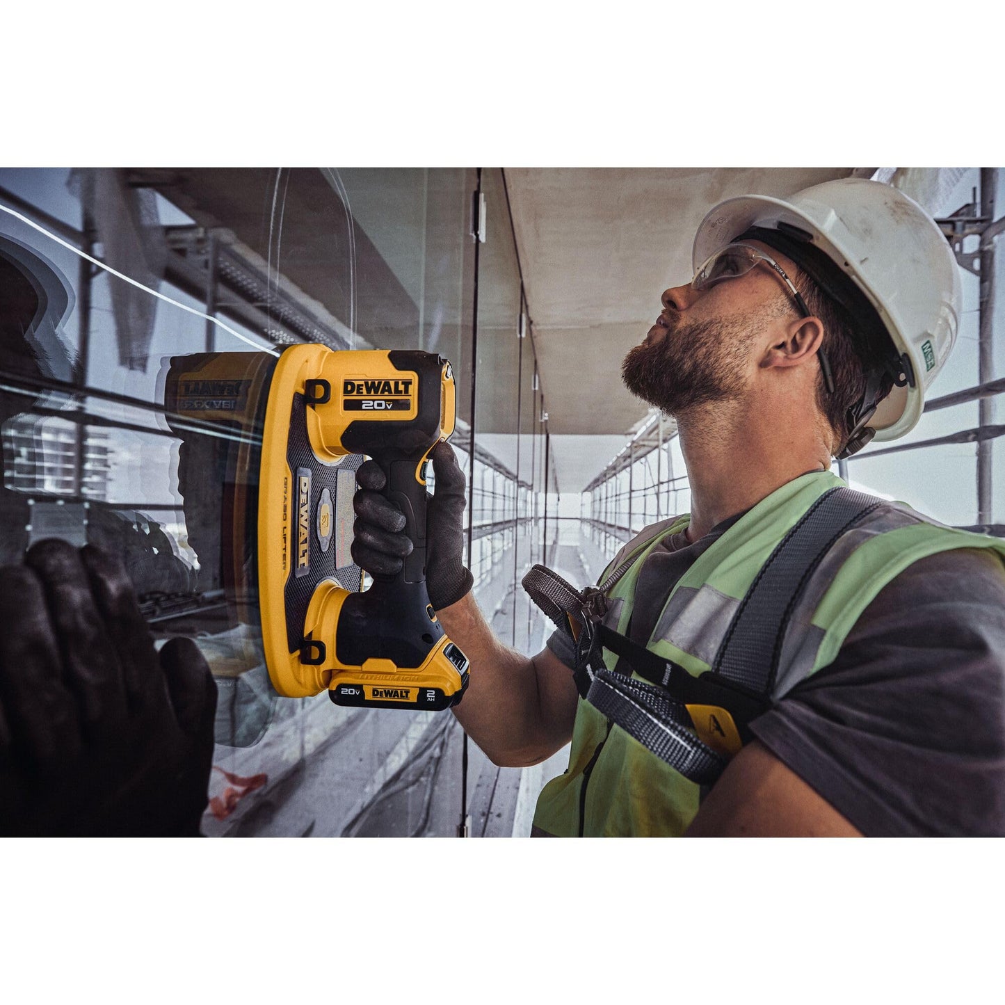DEWALT 20V MAX Cordless GRABO Suction Lifter, Bare Tool Only, Lift-load Capacity of Up to 265 lbs. (DCE592B)