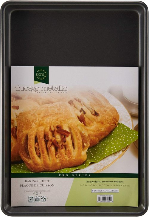 Chicago Metallic Pro Non-Stick Jelly Roll Baking Pan - 15.5-Inch Size for Perfect Baking