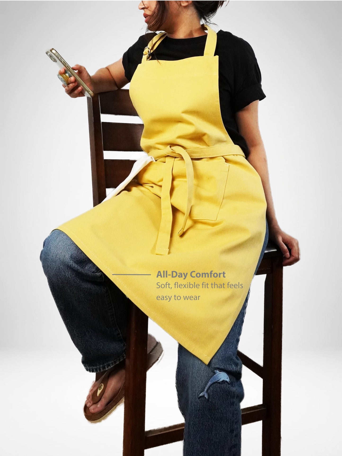 RUSTIQUE LINENS Lemon Yellow 100% Cotton Kitchen Apron with 2 Pockets for Men and Women – Adjustable Chef Apron for Cooking Baking BBQ Restaurant Use – Machine Washable Durable Unisex Bib Apron