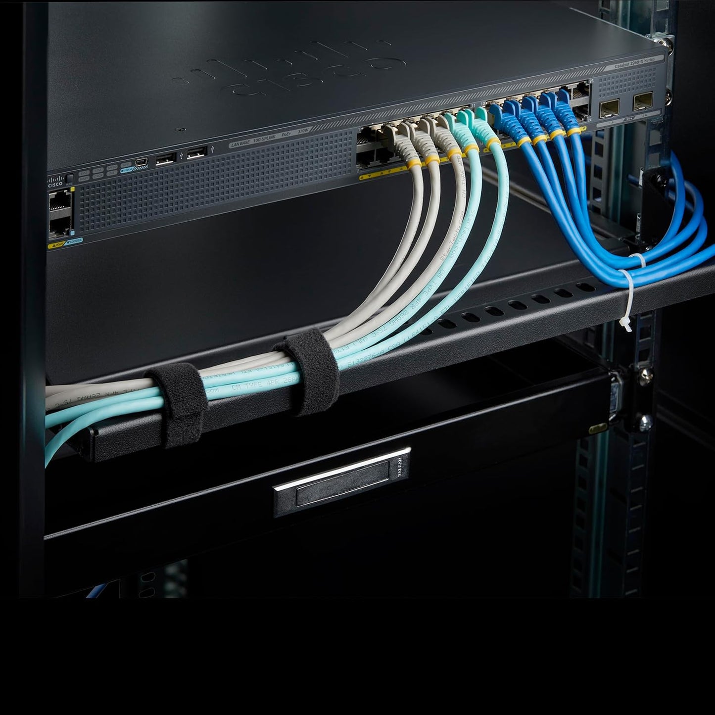 StarTech.com 1U 19" (12S-Cable-Lacing-BAR) Rack Mountable Cable Lacing Bar w/Adjustable Depth, Cable Support Guide