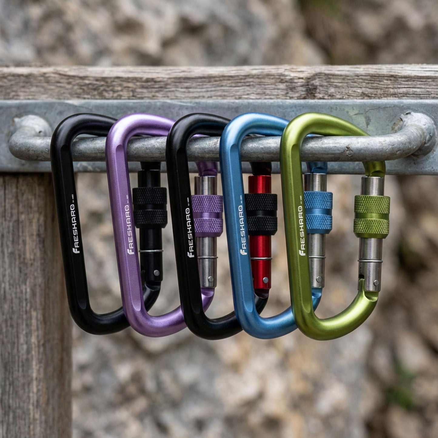 FresKaro Carabiner Clip, Locking and Small, Heavy Duty Carbineers, Key and Keychain Clips, Black Karabiner 3inch, Aluminum, D-Ring, for Belt, Hammock, Weight Bearing, Hiking, Dog Crate, 2Pack