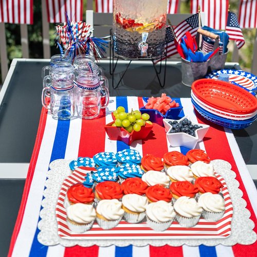FYSUIMU Patriotic Serving Trays - 4 Pcs American Flag Design | 10 x 15 In for 4th of July Celebrations