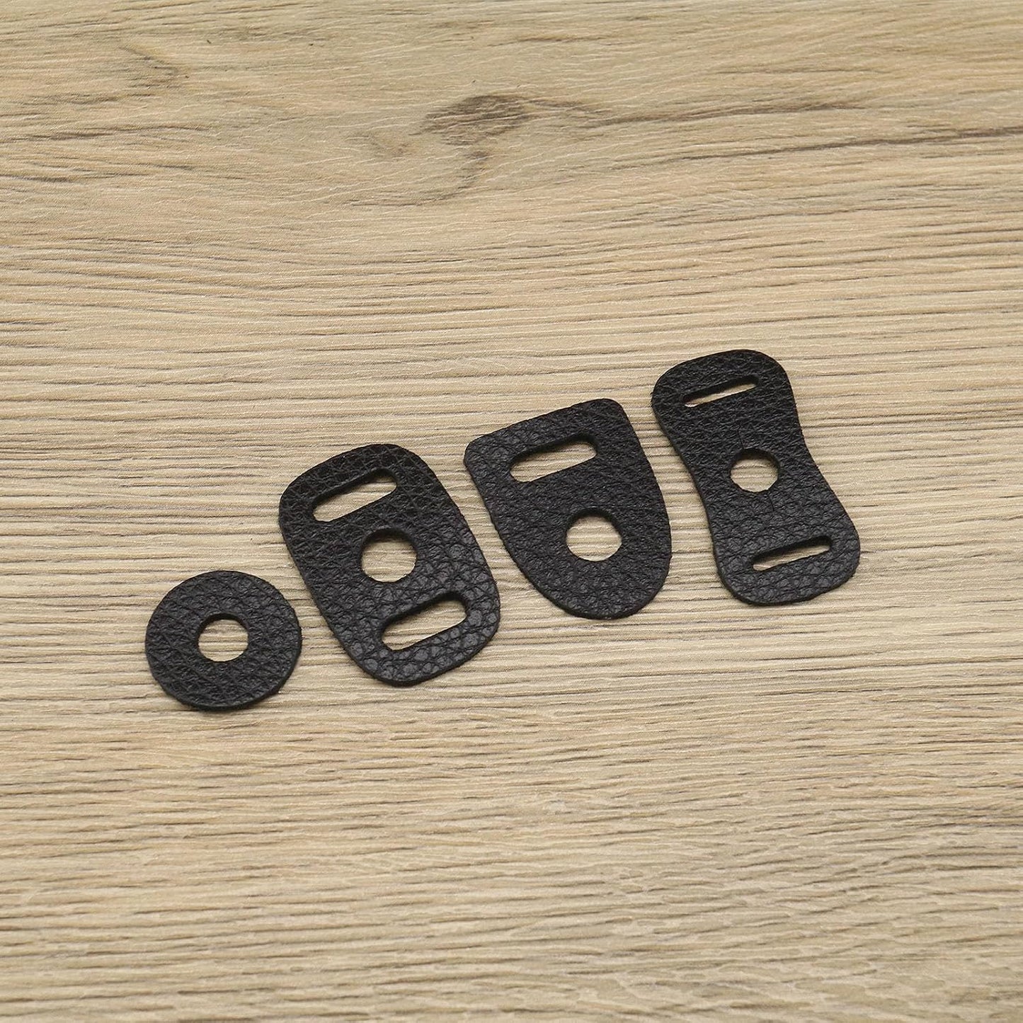 Micro Traders Set 4 of Camera Strap Eyelet Split Adapter Camera Strap Triangular Split Ring Hook Compatible with Sony